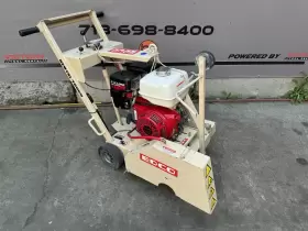 DS20-390 EDCO Walk Propelled Floor Saw Honda #2