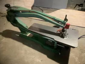 G1060 GRIZZLY Scroll Saw #2 G1060 GRIZZLY Scroll Saw #2