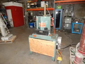 MN-302 PISTORIUS Single Mitre Saw